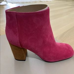 Marni ankle boots- New in box- fuschia//brown